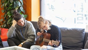 helkinvacanzestudio viaggistudioadulti standard dublinoec 4