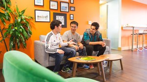 helkinvacanzestudio viaggistudioadulti standard brighton 3