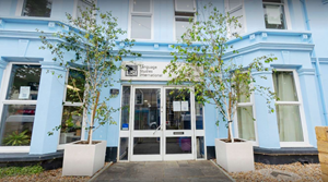 helkinvacanzestudio viaggistudioadulti standard brightonlsi 5