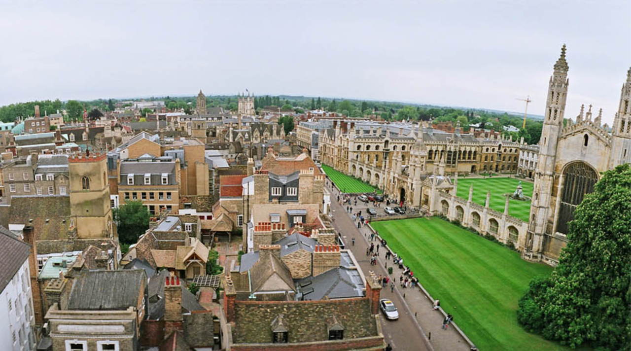 helkinvacanzestudio viaggistudioadulti standard cambridge 5