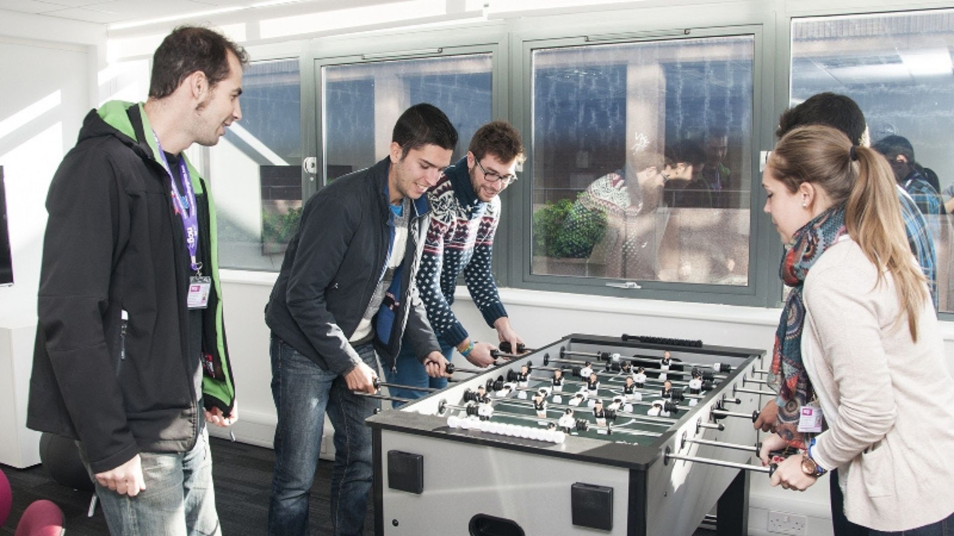 helkinvacanzestudio viaggistudioadulti standard liverpool 4