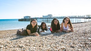 helkinvacanzestudio viaggistudioadulti standard worthing 4