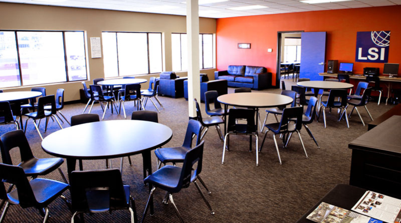 helkinvacanzestudio viaggistudioadulti standard sandiegolsi 2