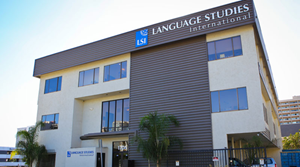 helkinvacanzestudio viaggistudioadulti standard sandiegolsi 5