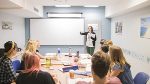 helkinvacanzestudio viaggistudioadulti standard alicante 2