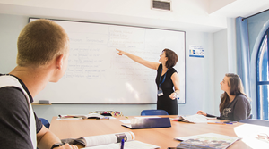 helkinvacanzestudio viaggistudioadulti standard alicante 4