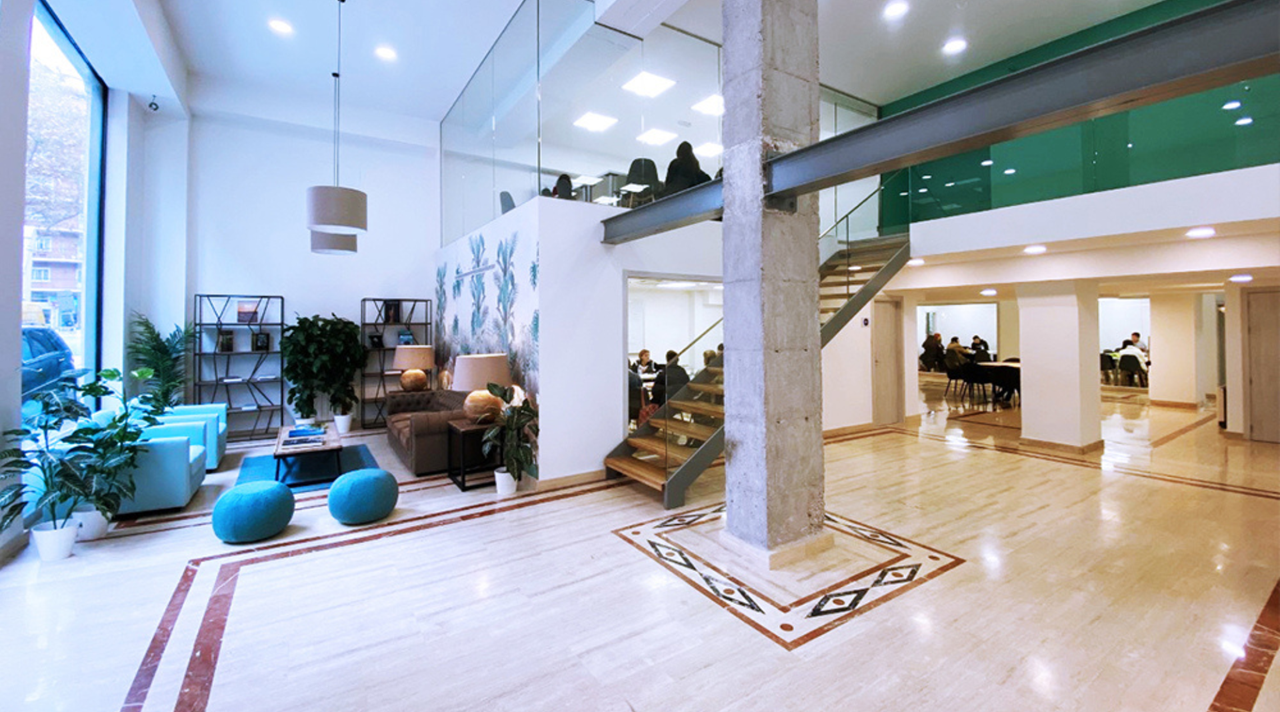 helkinvacanzestudio viaggistudioadulti standard madrid 3