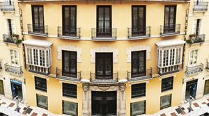 helkinvacanzestudio viaggistudioadulti standard malaga 1