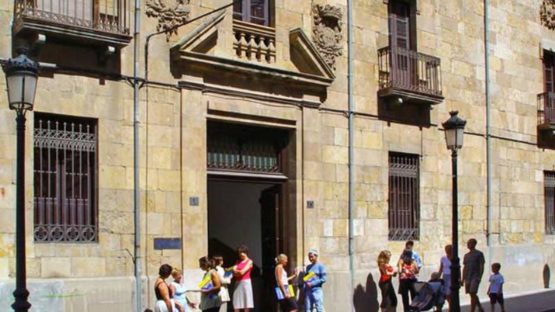 helkinvacanzestudio viaggistudioadulti standard salamanca