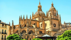 helkinvacanzestudio viaggistudioadulti standard salamanca