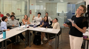 helkinvacanzestudio viaggistudioadulti standard brisbane 2