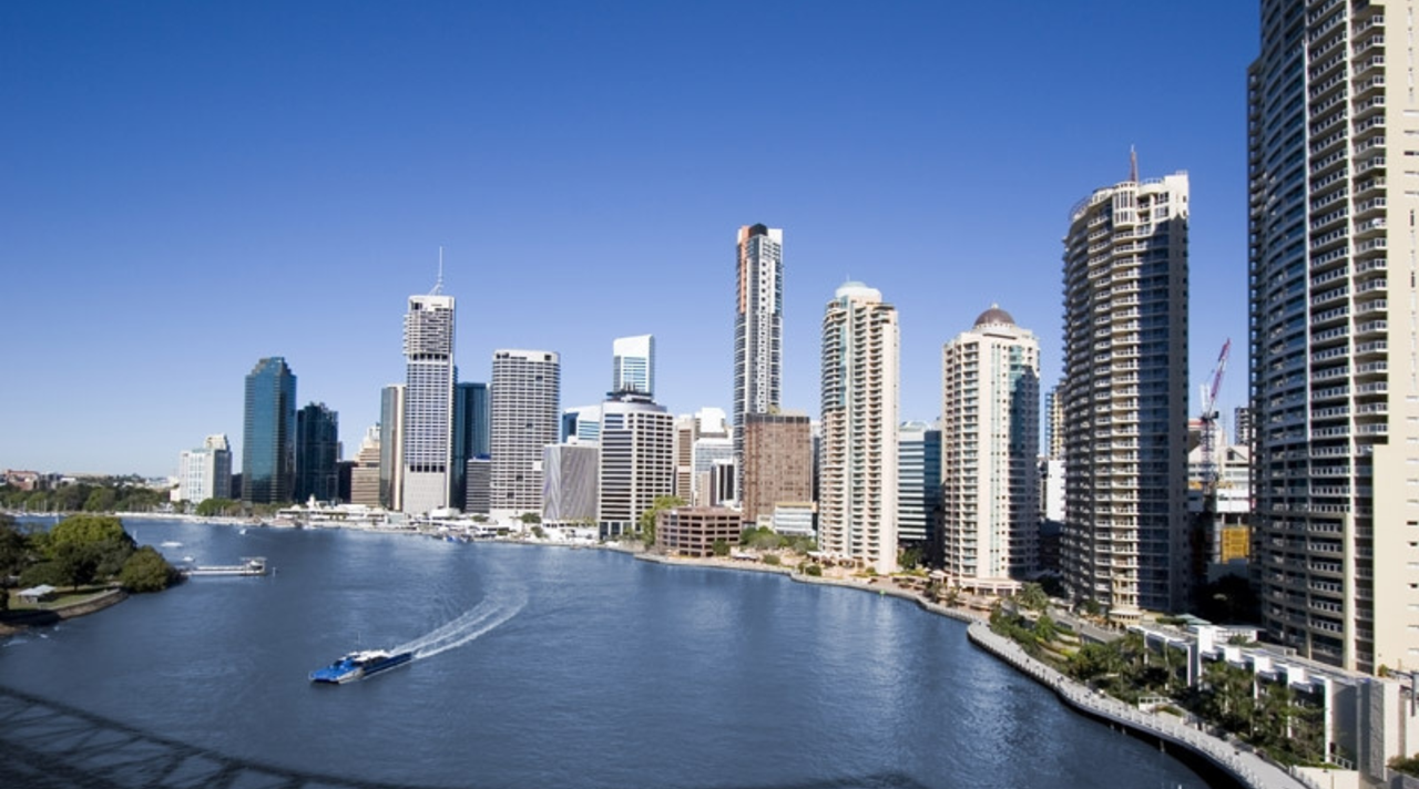 helkinvacanzestudio viaggistudioadulti standard brisbane 3