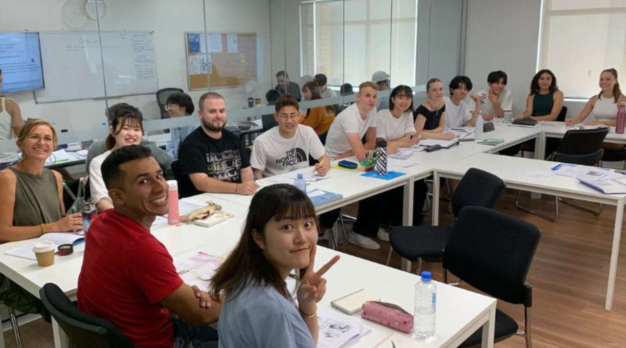 helkinvacanzestudio viaggistudioadulti standard brisbane 5