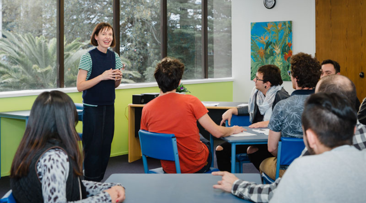 helkinvacanzestudio viaggistudioadulti standard auckland 2