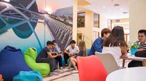 helkinvacanzestudio viaggistudioadulti standard valencia 5