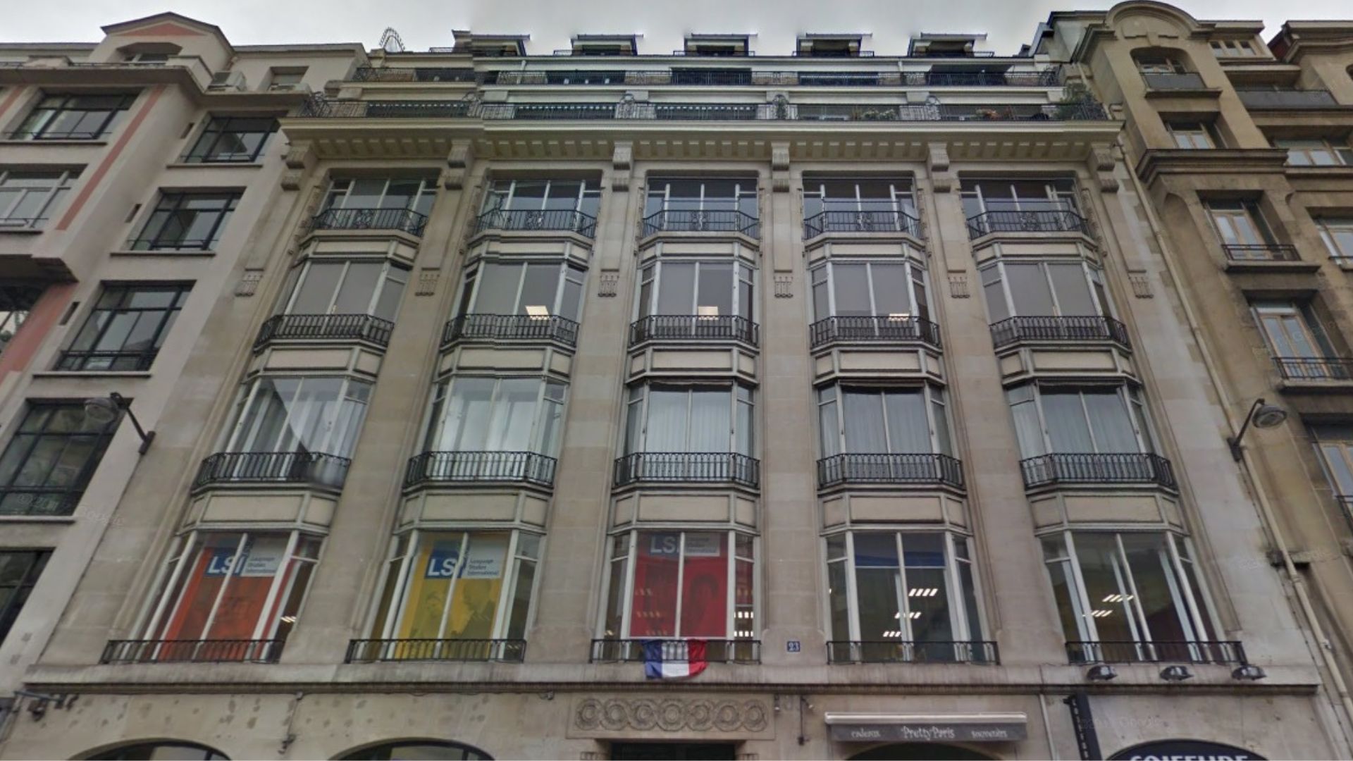 helkinvacanzestudio viaggistudioadulti standard parigi 1