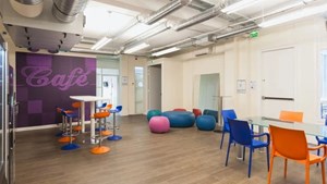 helkinvacanzestudio viaggistudioadulti standard parigi 2