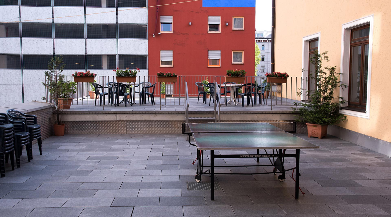 helkinvacanzestudio viaggistudioadulti standard monaco 1