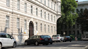 helkinvacanzestudio viaggistudioadulti standard vienna 1