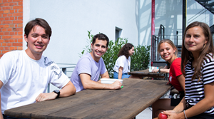 helkinvacanzestudio viaggistudioadulti standard berlino 4