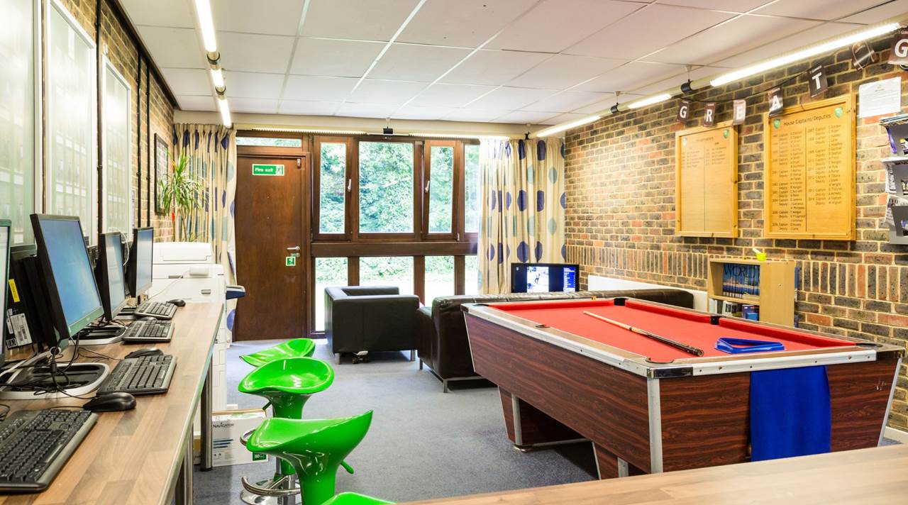 helkinvacanzestudio vacanzestudioindividuali ascot 3