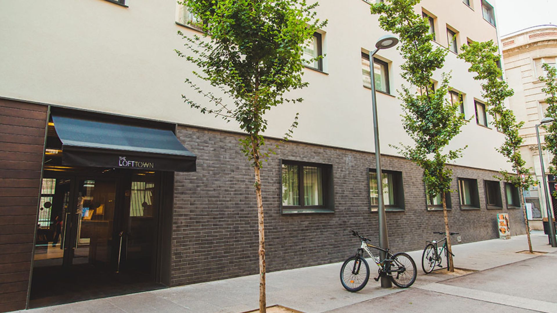 helkinvacanzestudio vacanzestudioindividuali barcellona 1