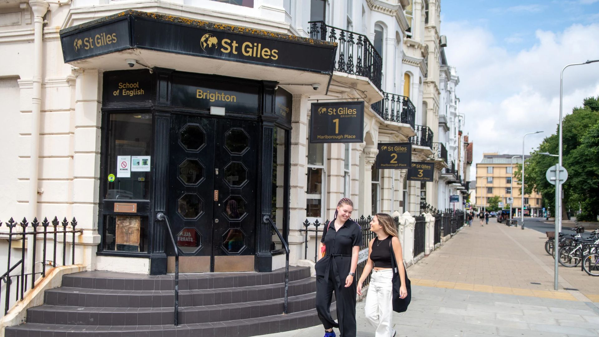 helkinvacanzestudio viaggistudioadulti executive brighton 2