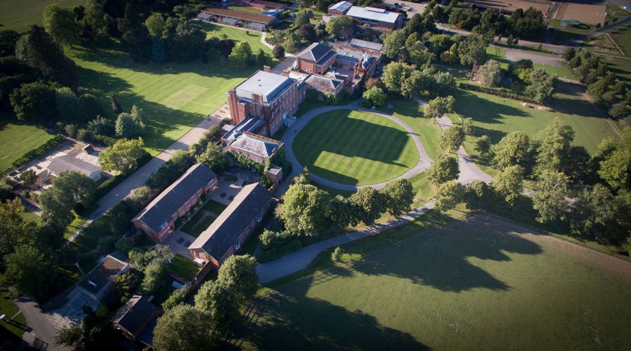 helkinvacanzestudio vacanzestudioindividuali maidenhead 5