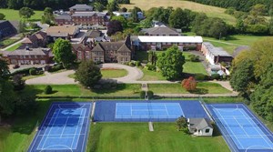 helkinvacanzestudio viaggistudioadulti familyprogram moretonhall 5