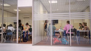 helkinvacanzestudio viaggistudioadulti standard lione 4