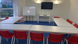 helkinvacanzestudio viaggistudioadulti standard cork 4