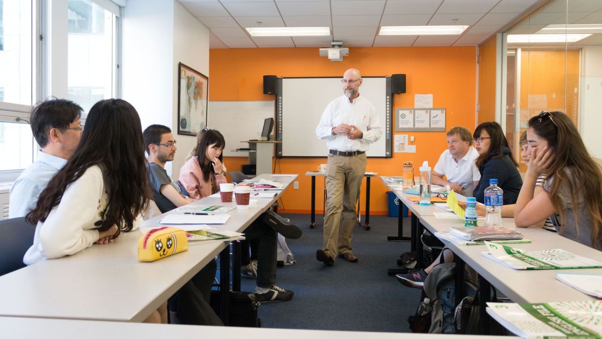 helkinvacanzestudio viaggistudioadulti standard sanfranciscoec 2