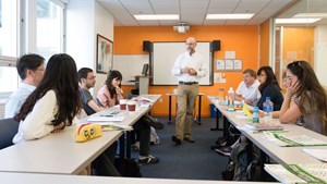 helkinvacanzestudio viaggistudioadulti standard sanfranciscoec 2