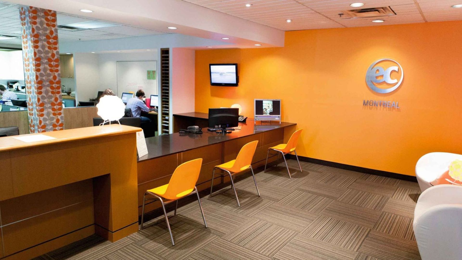 helkinvacanzestudio viaggistudioadulti standard montreal