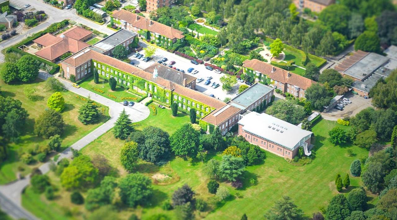 helkinvacanzestudio vacanzastudiogruppo chelmsford 6