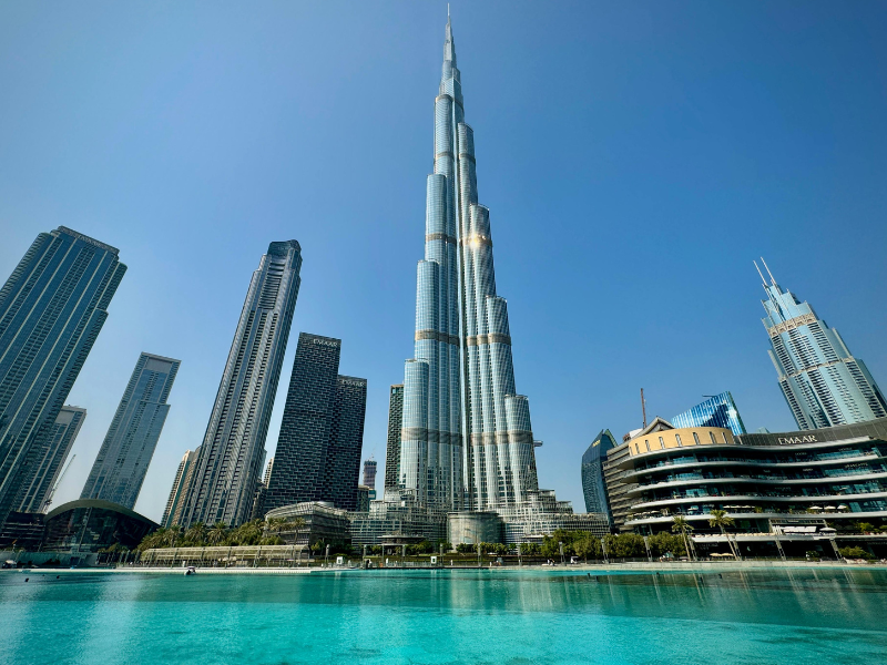 helkinvacanzestudio viaggistudioadulti onetoone uae5