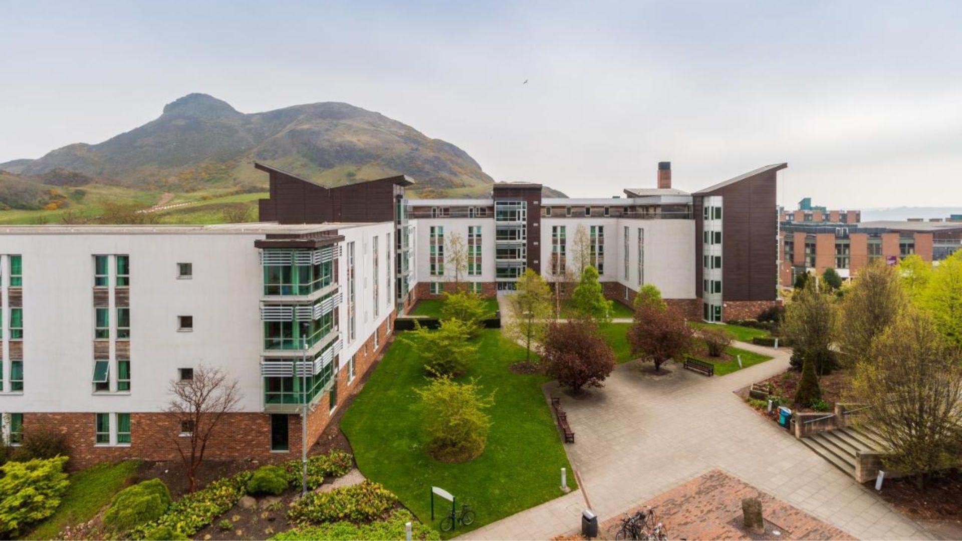 helkinvacanzestudio vacanzastudiogruppo edimburgo 2