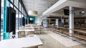 helkinvacanzestudio vacanzastudiogruppo londradocklands 2