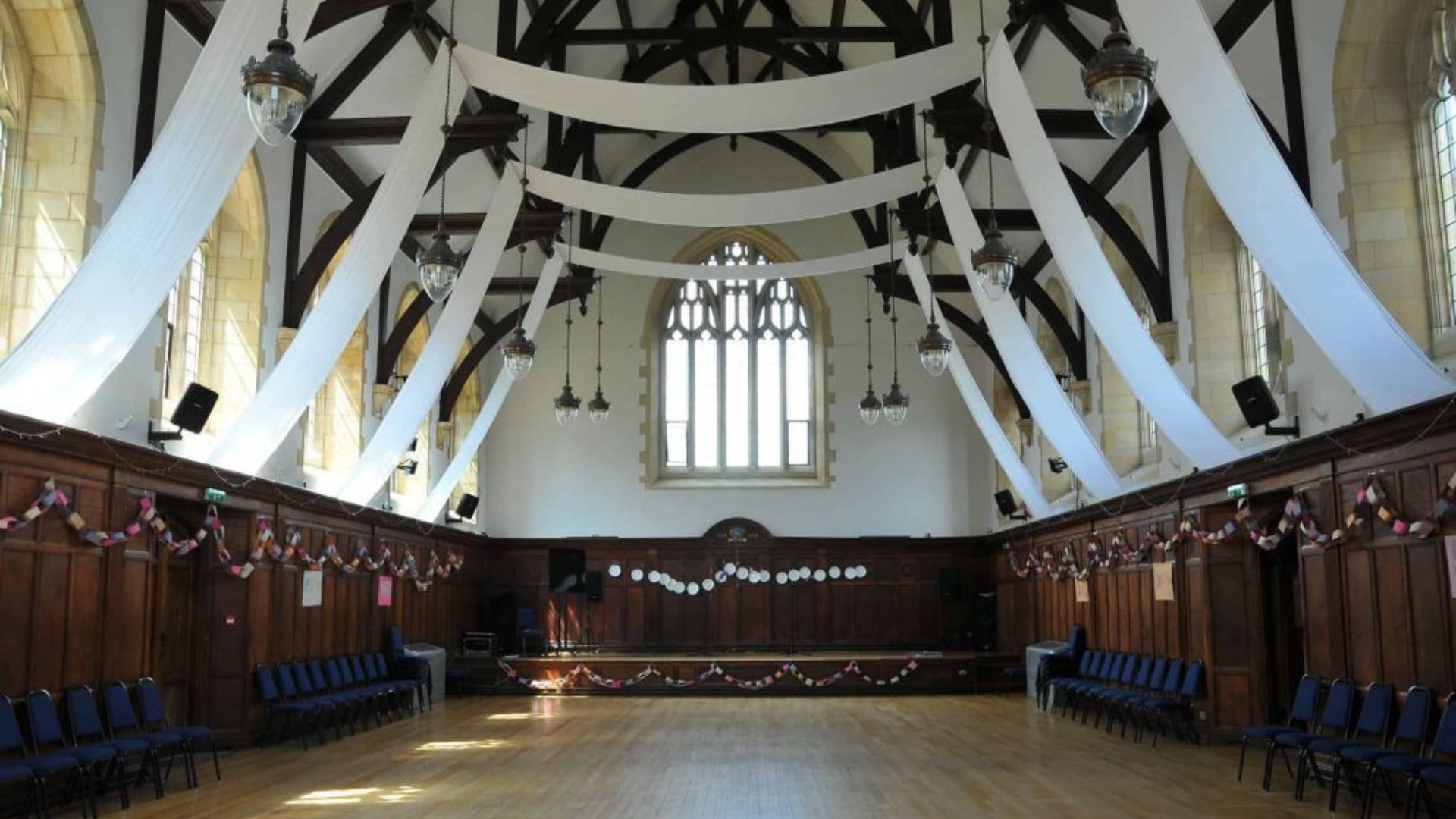 helkinvacanzestudio vacanzastudiogruppo bruton 3