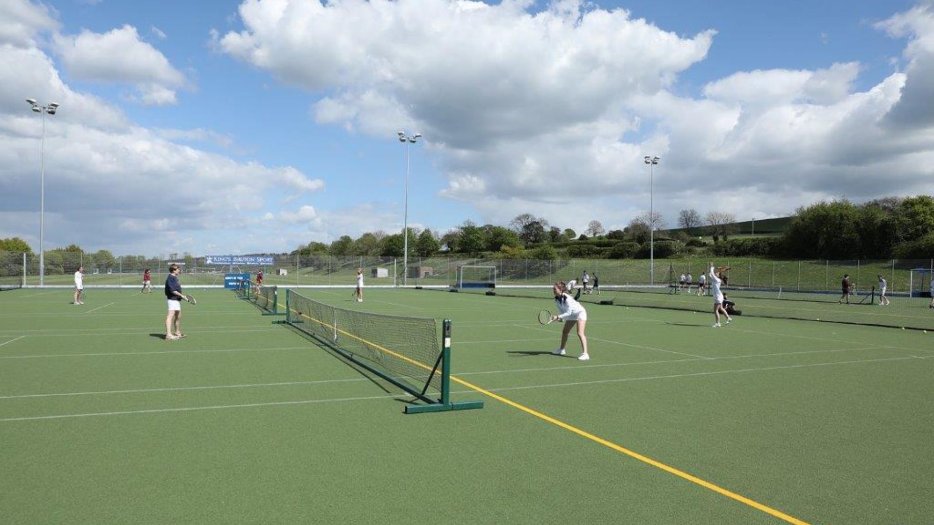 helkinvacanzestudio vacanzastudiogruppo bruton 6