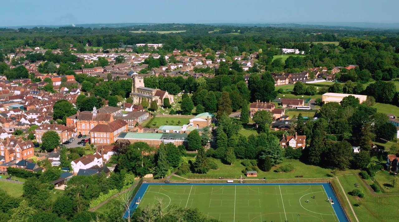 helkinvacanzestudio vacanzastudiogruppo cranbrook 2