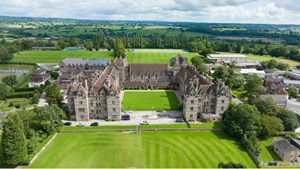 helkinvacanzestudio vacanzastudiogruppo stafford 2