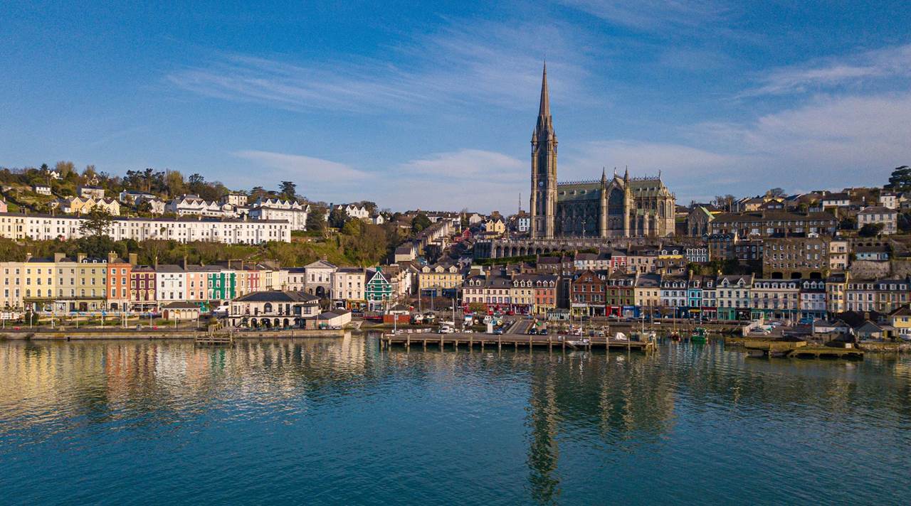 helkinvacanzestudio vacanzastudiogruppo cork