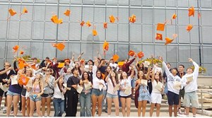 helkinvacanzestudio vacanzastudiogruppo chicago 5