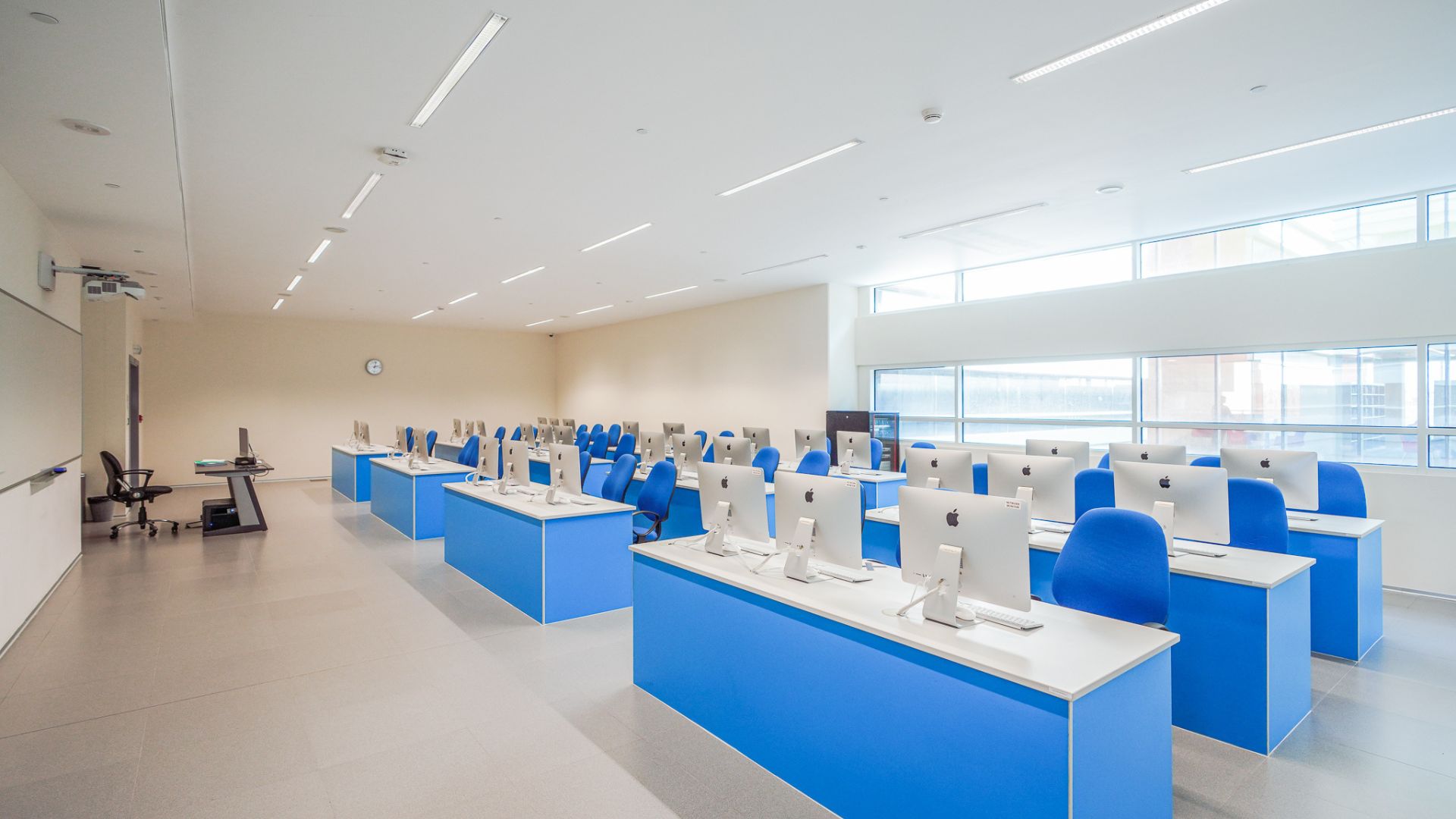 helkinvacanzestudio vacanzastudiogruppo dubai 4