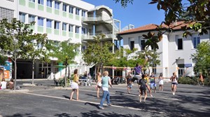 helkinvacanzestudio vacanzastudiogruppo antibes 3