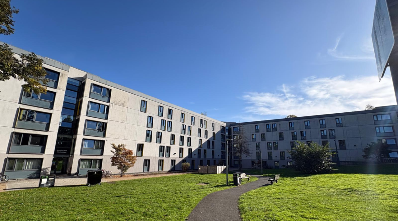 helkinvacanzestudio vacanzestudio londraroehampton