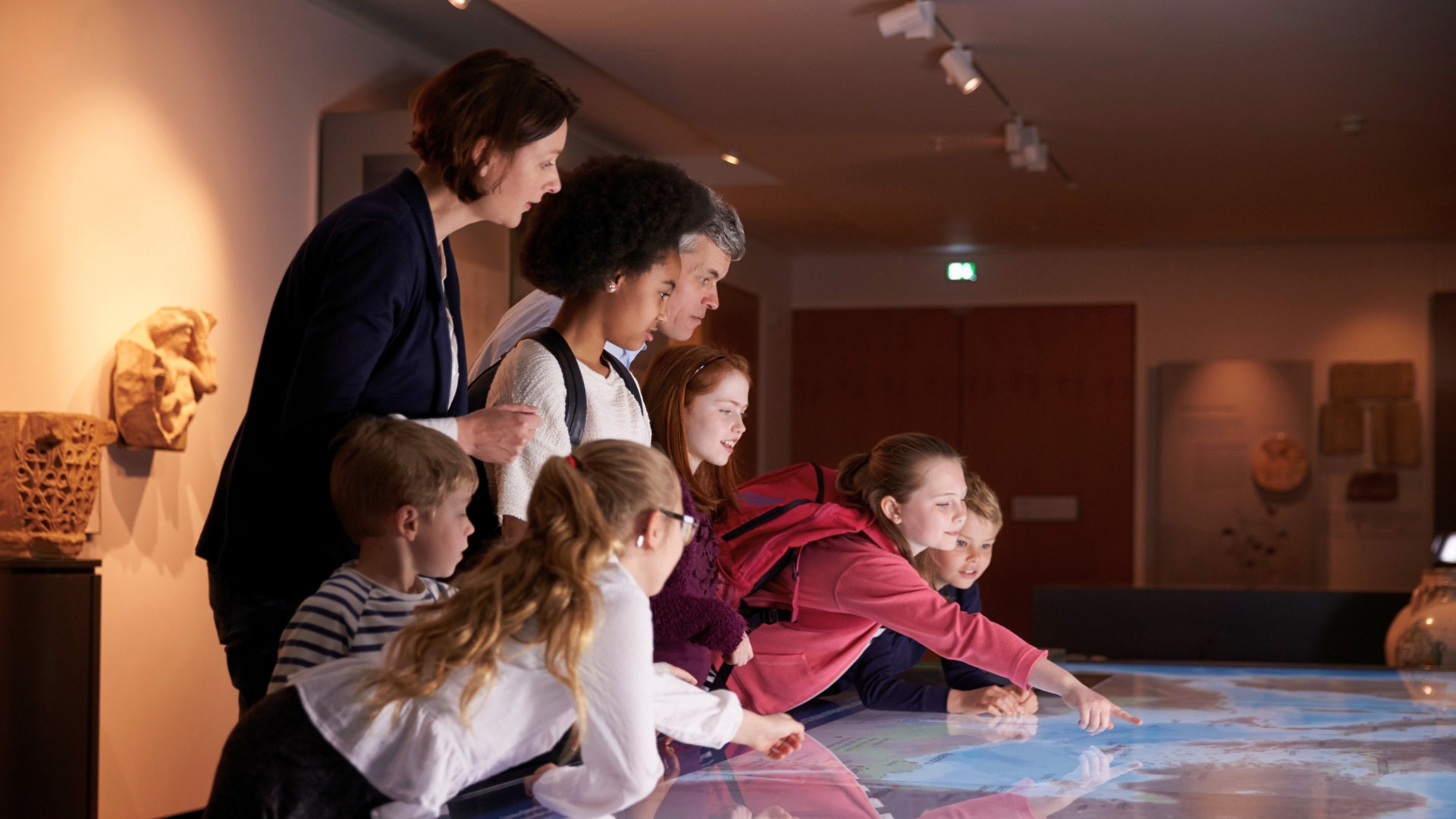 Happyland Viaggi e Helkin: viaggi d’istruzione tra esperienza ed emozione