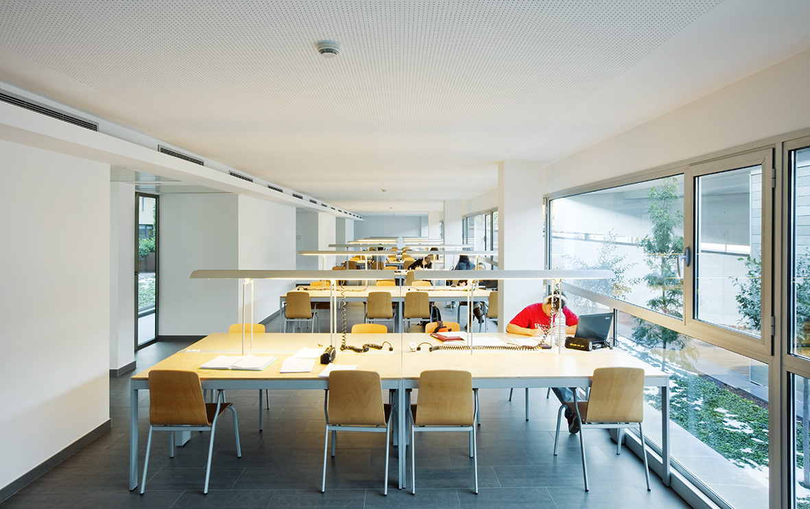Residencia Universitaria Sarria canteen