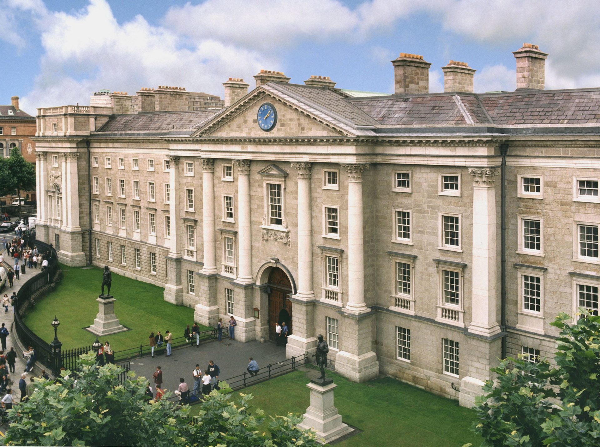 Trinity College esterno